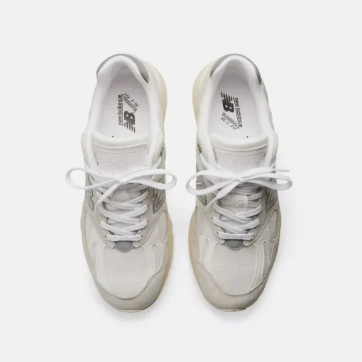 New Balance Made In UK 991v2 Wind Chime & White Frozen Dew