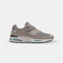 New Balance Made In UK 991v2 Dove Allow & Silver