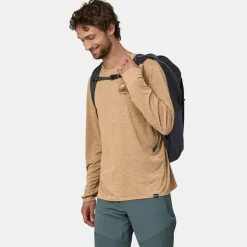 Patagonia Black Hole 25L Backpack Smolder Blue